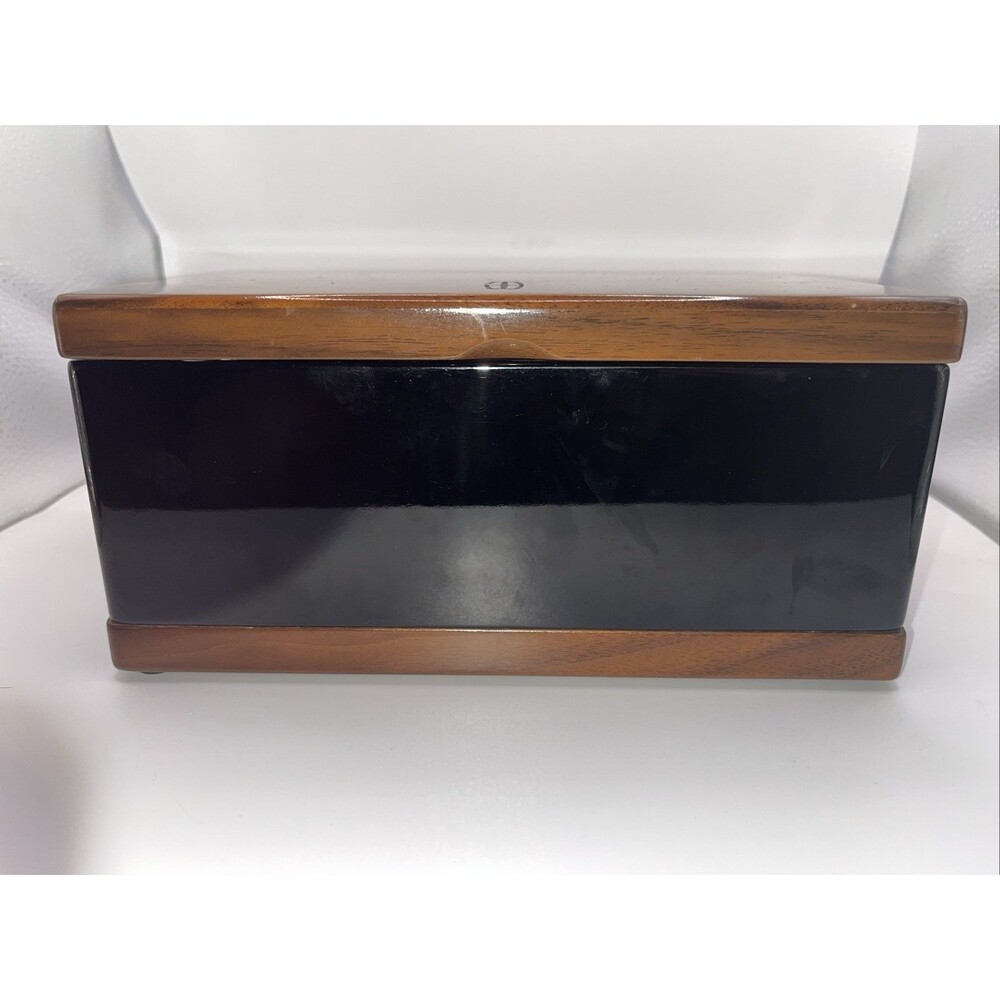 2018 Lincoln Continental Walnut Lacquer Wood Center Console Valet Box w/USB
